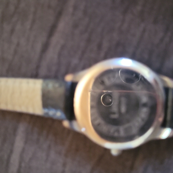 Woman's watch - Picture 3 of 3